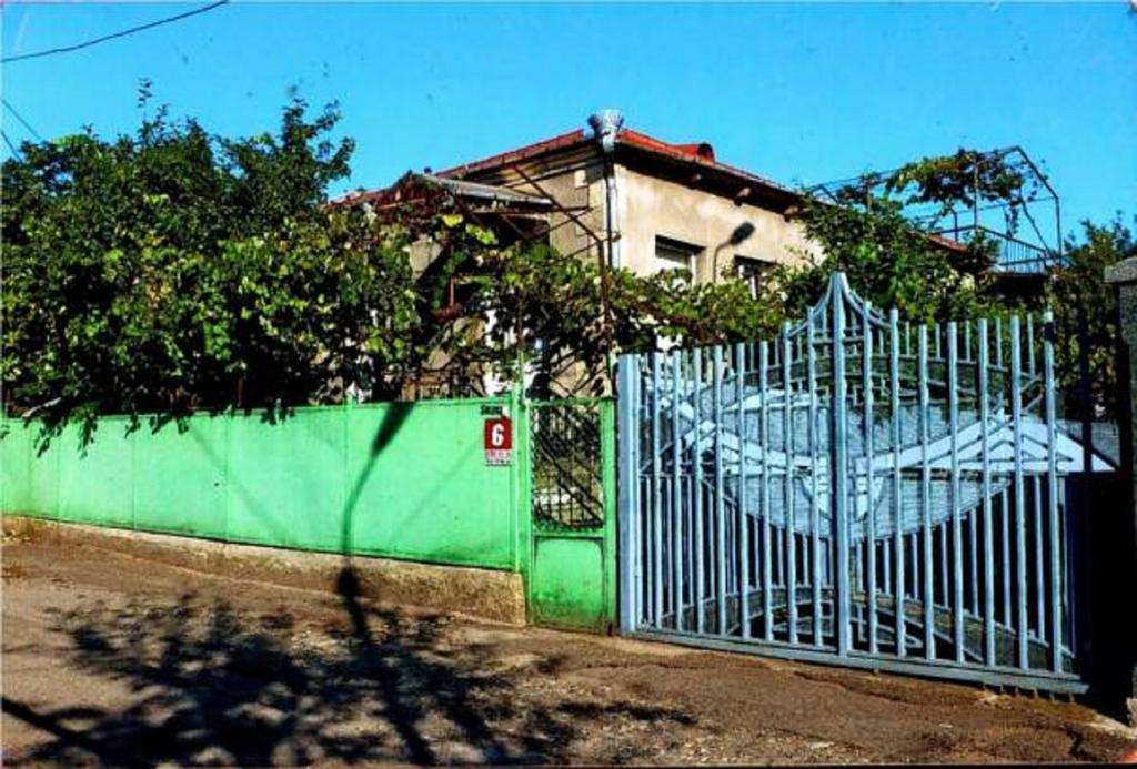 Medico And Suliko Guest House Κουτάισι Εξωτερικό φωτογραφία