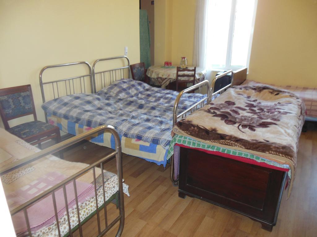 Medico And Suliko Guest House Κουτάισι Δωμάτιο φωτογραφία